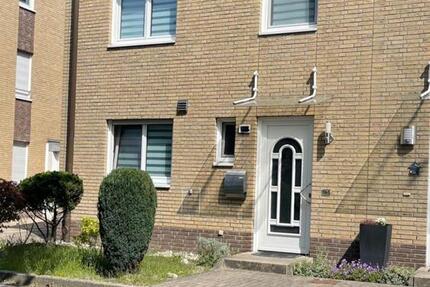 Familienfreundliche moderne Doppelhaushälfte