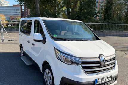 Renault Trafic 70.400 km 26.500 &euro; Dusseldorf 40479