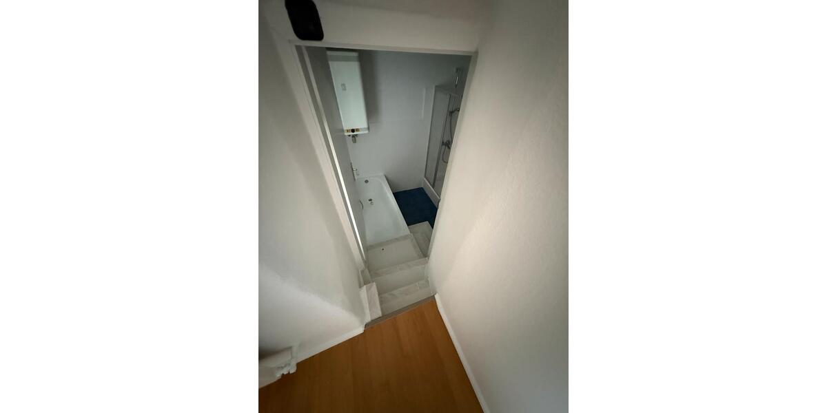 Etagenwohnung Burscheid - 2.5 Zimmer, 62 m&sup2;, 600&euro; | Angebot:24804570