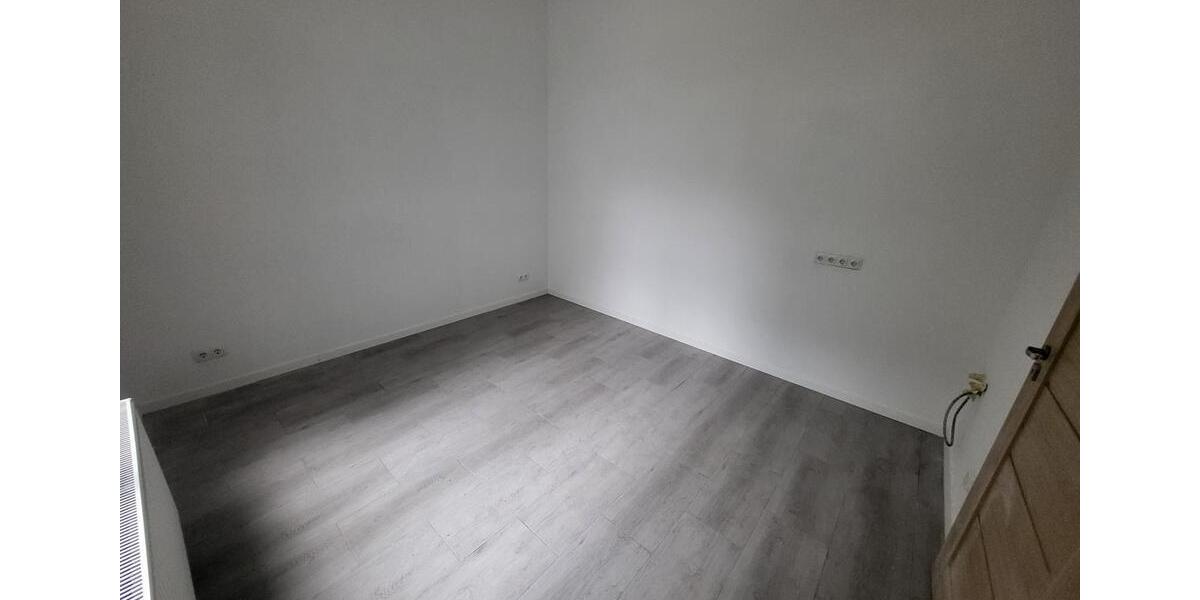 Erdgeschoßwohnung Wuppertal Arrenberg - 1 Zimmer, 20 m&sup2;, 390&euro; | Angebot:23690316