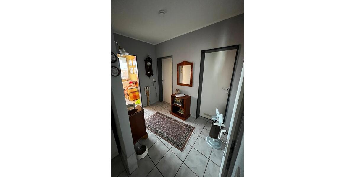 Etagenwohnung Neuss - 3 Zimmer, 84 m&sup2;, 278.000&euro; | Angebot:26168521