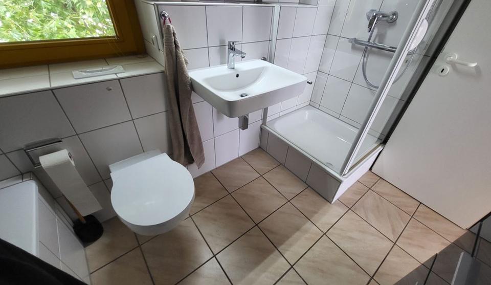 Einfamilienhaus Leverkusen Bergisch Neukirchen - 2 Zimmer, 75 m&sup2;, 860&euro; | Angebot:24859487