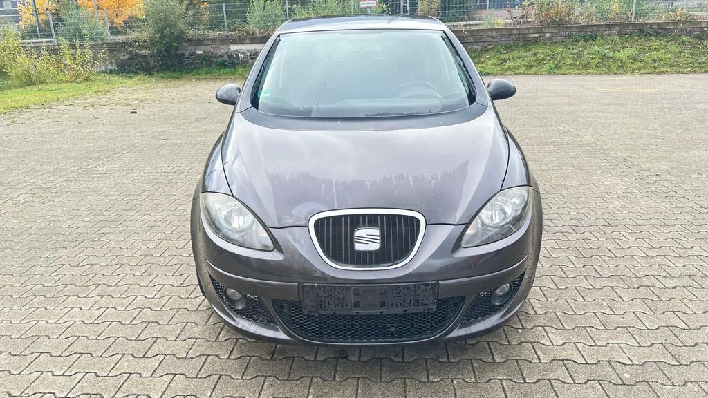 Seat Toledo 237.268 km 1.599 € Radevormwald 42477