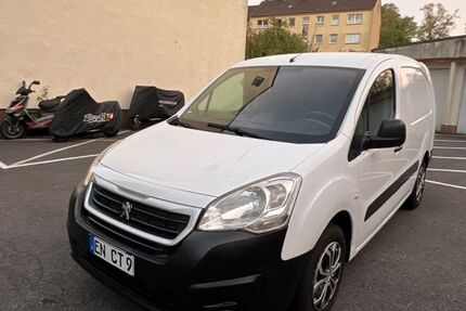 Peugeot Partner 135.000 km 6.800 € Schwelm 58332
