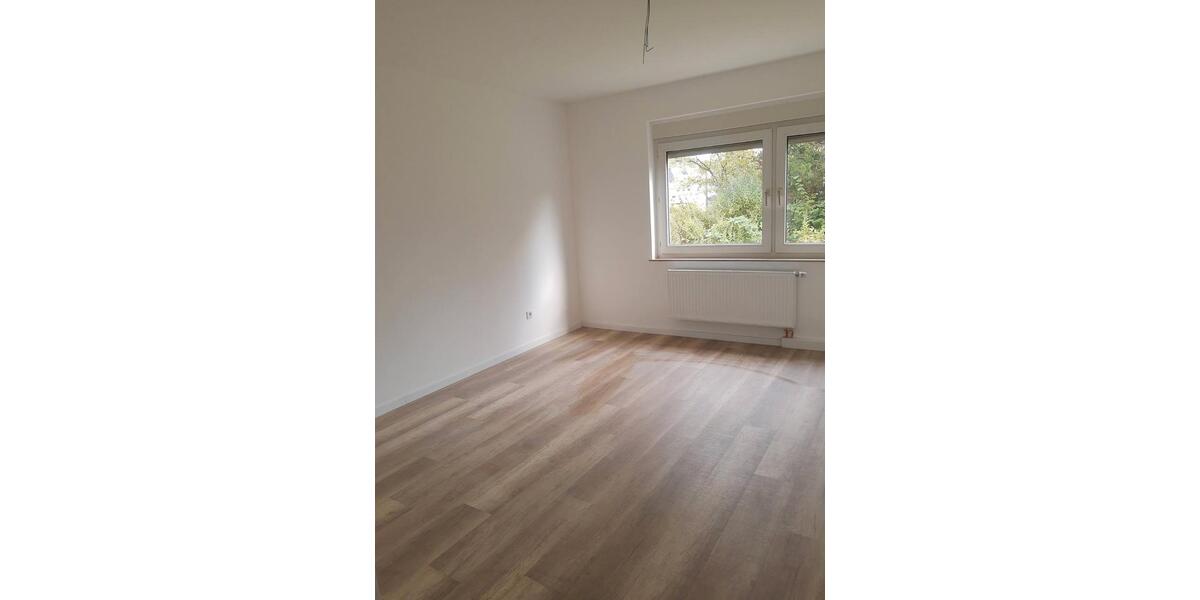 Erdgeschoßwohnung Radevormwald - 2 Zimmer, 47 m&sup2;, 400&euro; | Angebot:26653893