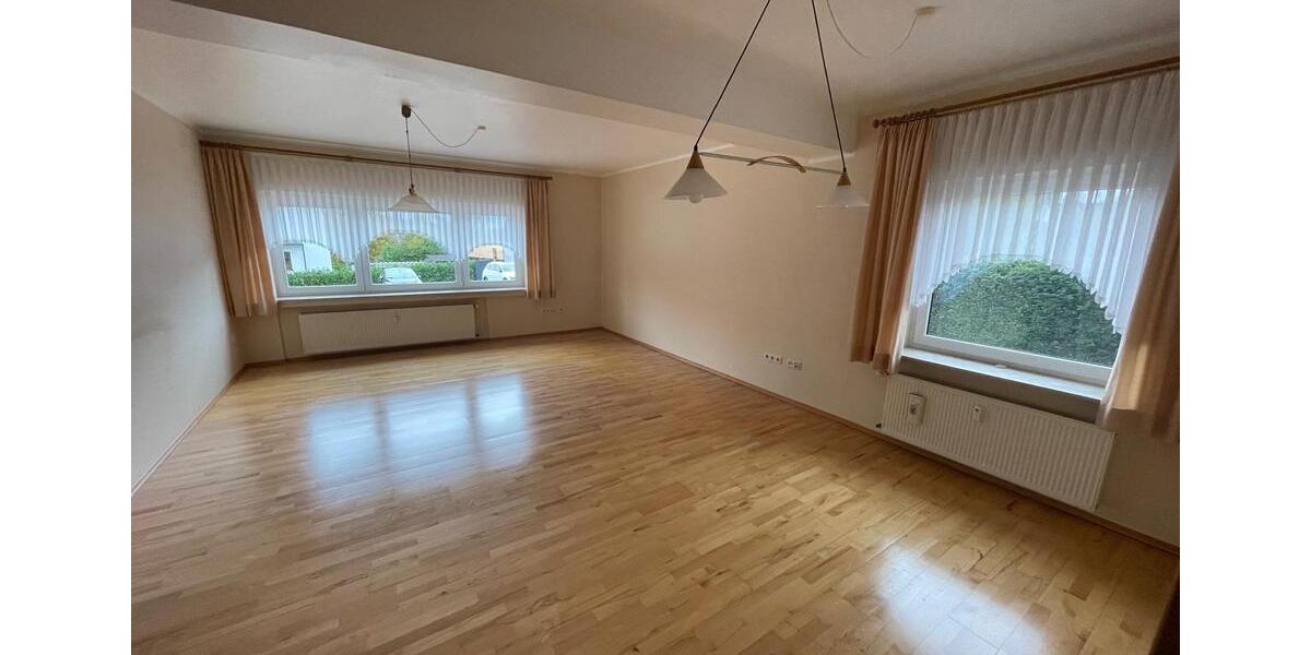 Erdgeschoßwohnung Wipperfürth - 3 Zimmer, 88 m&sup2;, 794&euro; | Angebot:24563929
