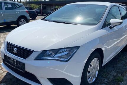 Seat Leon 112.100 km 7.900 &euro; Köln 50677