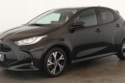 Toyota Yaris 22.500 km 20.984 &euro; Düsseldorf 40233