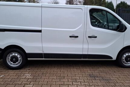 Renault Trafic 128.000 km 11.799 € Düsseldorf 40627