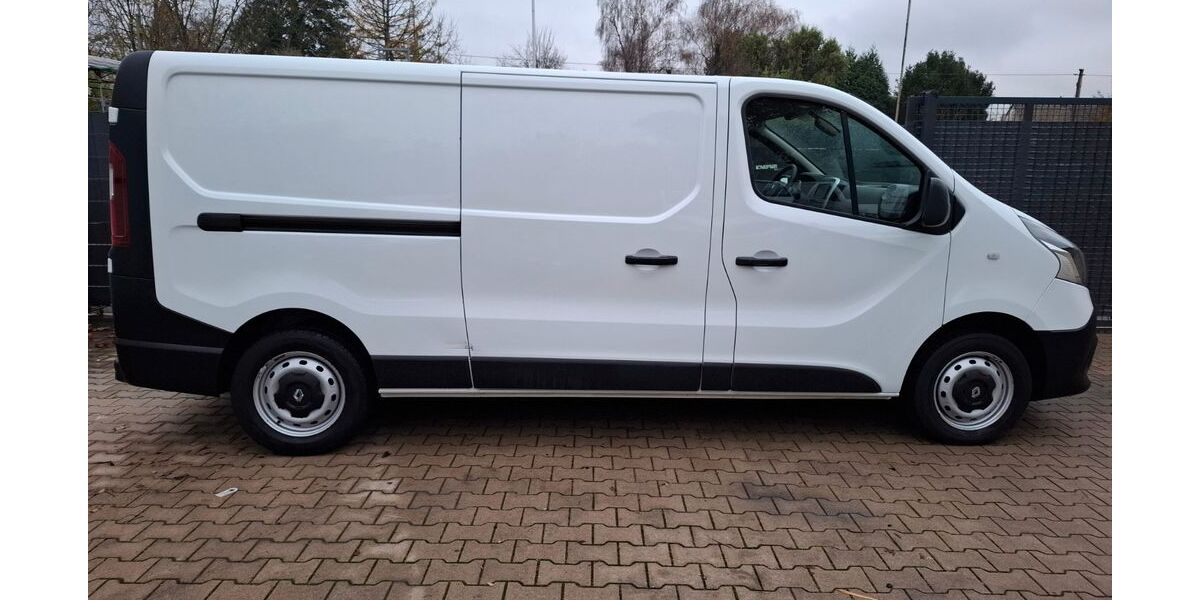 Renault Trafic 128.000 km 11.799 € Düsseldorf 40627