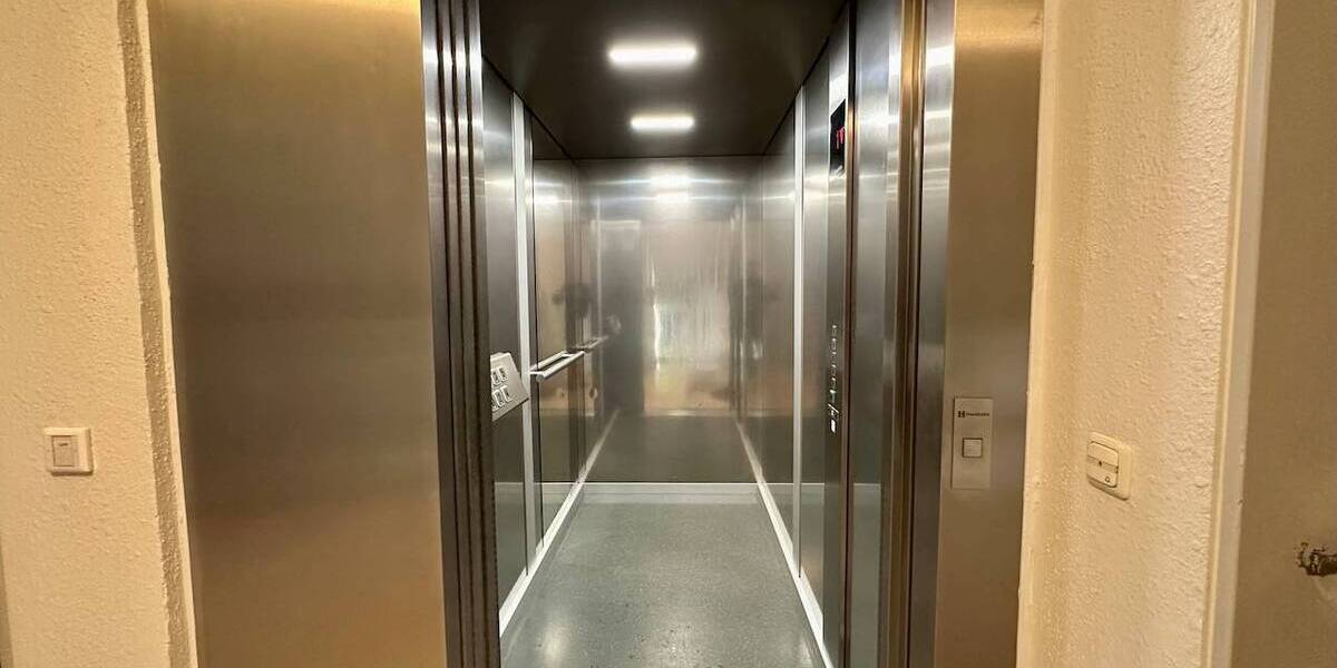 Etagenwohnung Köln Niehl - 2 Zimmer, 57 m&sup2;, 239.000&euro; | Angebot:25687659