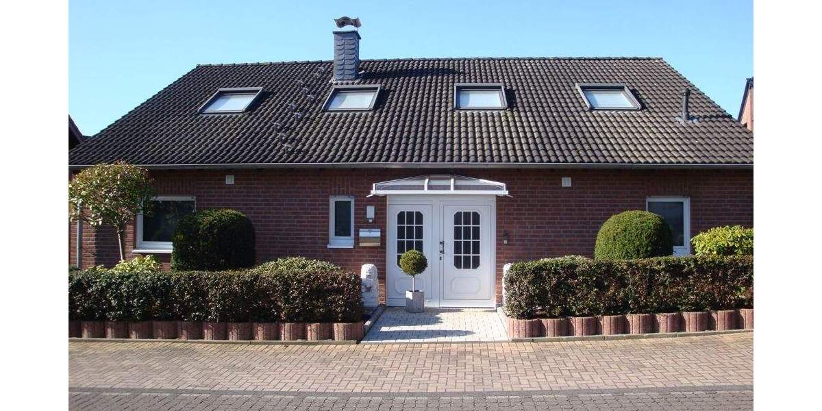 Einfamilienhaus Langenfeld Richrath - 6 Zimmer, 220 m&sup2;, 850.000&euro; | Angebot:25802492