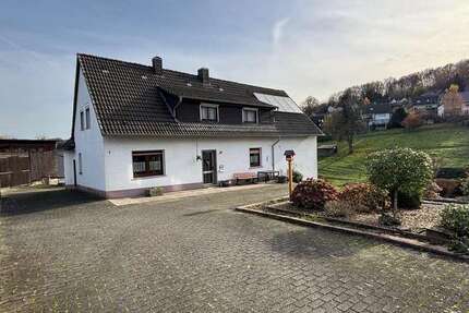 Haus Lindlar - 15 Zimmer, 208 m&sup2;, 495.000&euro; | Angebot:24668244