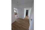 Renovierte 3-Zimmer-Wohnung mit Balkon und Garage