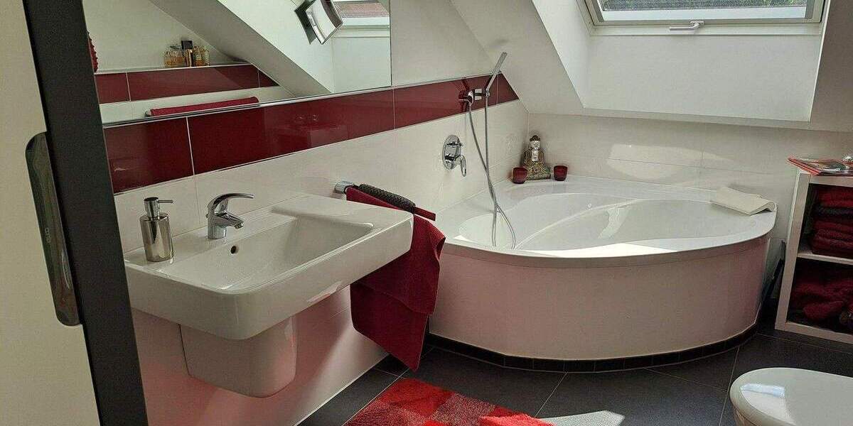 Etagenwohnung Leverkusen Quettingen - 4 Zimmer, 109 m&sup2;, 450.000&euro; | Angebot:24545564