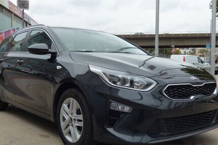 Kia ceed Sportswagon 147.000 km 11.999 € Köln 51105