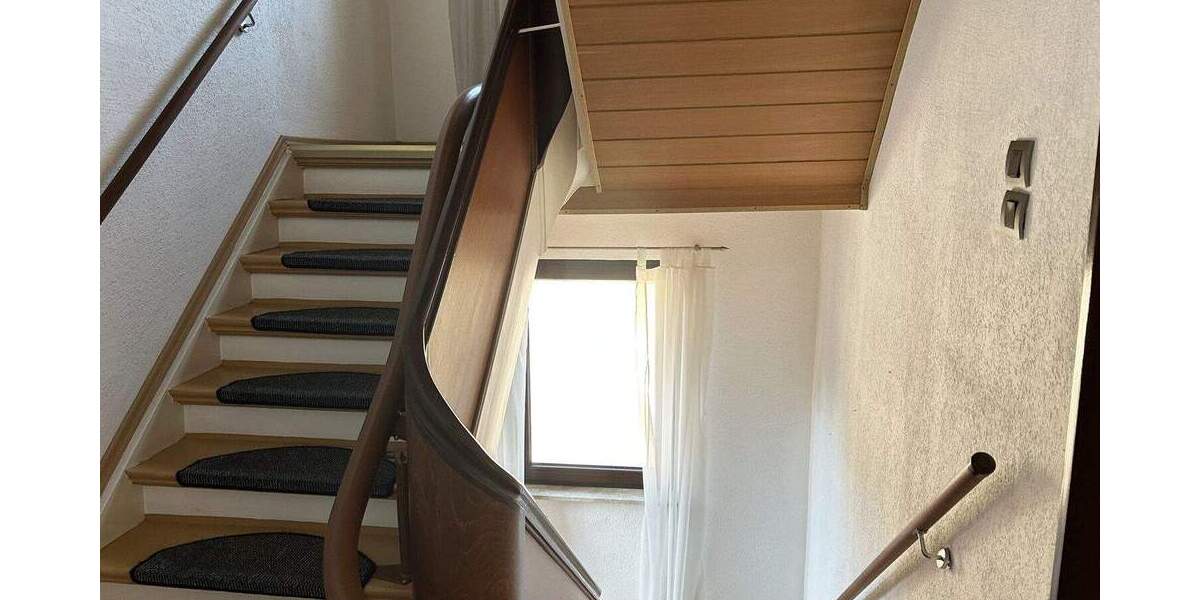 Reihenendhaus Solingen Solingen-Mitte - 7 Zimmer, 145 m&sup2;, 335.000&euro; | Angebot:24340305