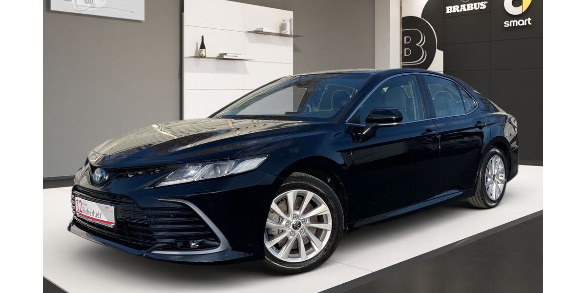 Toyota Camry 48.518 km 29.988 &euro; Köln 51067