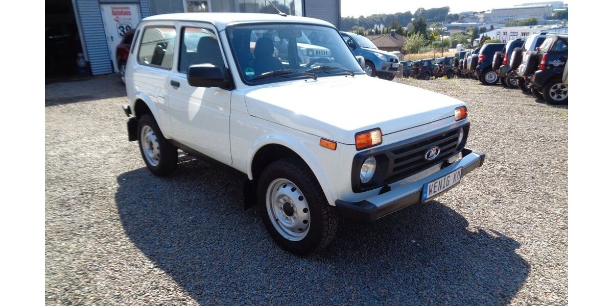 Lada Niva 14.700 km 15.750 &euro; Radevormwald 42477