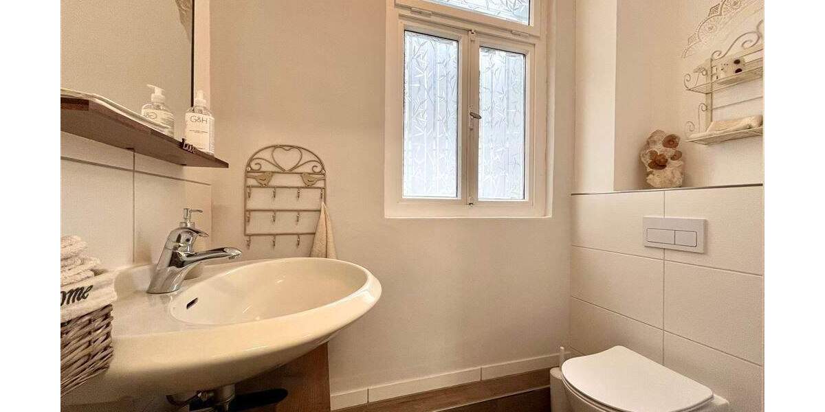 Gewerbeobjekt Velbert Langenberg - 4 Zimmer, 1.200&euro; | Angebot:23434240