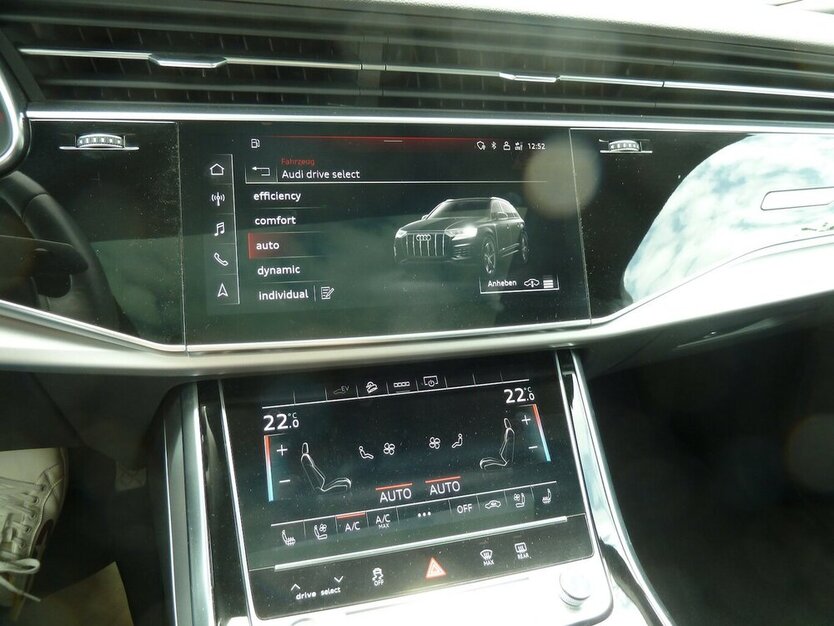 Audi Q7 55e TFSI Quattro Leder Matrix Panorama Air 170.000 km 36.900 € Ratingen 40885