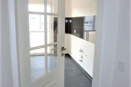 Wohnung zum Mieten in Langenfeld 700 € 65.37 m² 2 zimmer