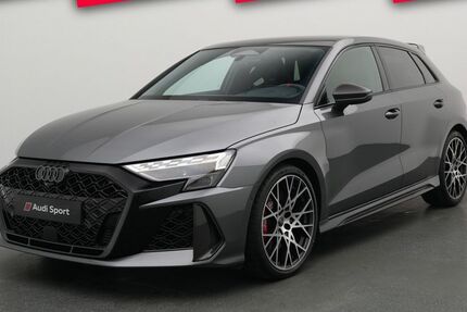Audi RS3 1.009 km 73.980 &euro; Leverkusen 51373
