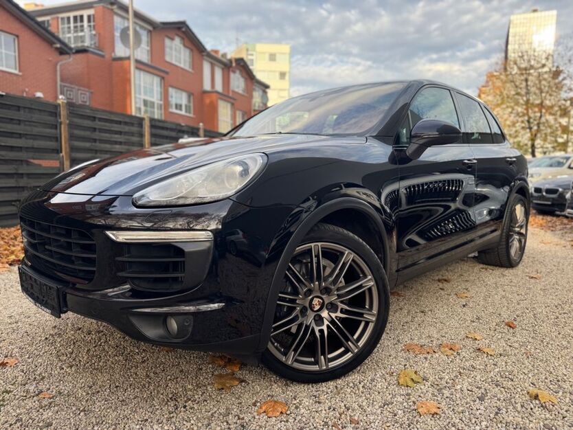 Porsche Cayenne 250.000 km 22.950 € Köln 50674