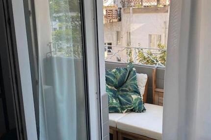 Stilvolle, voll möblierte 2 zimm. Whg in Flingern zimmer