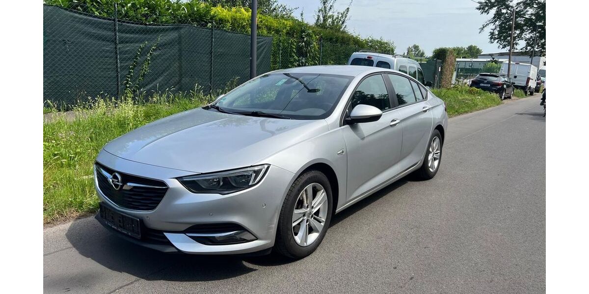Opel Insignia 185.000 km 8.300 &euro; Köln 50739