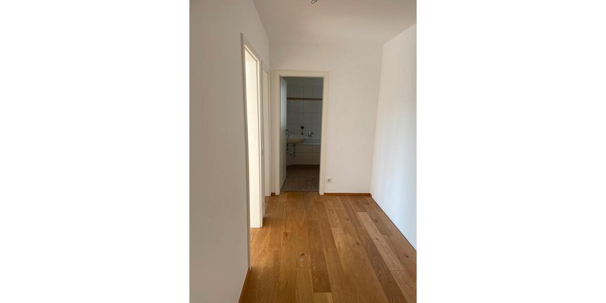 Erdgeschoßwohnung Odenthal - 3 Zimmer, 95 m&sup2;, 1.150&euro; | Angebot:25831670