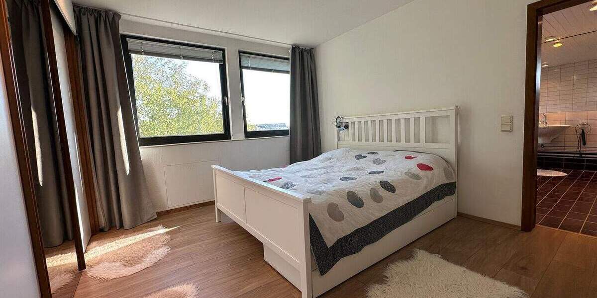 Etagenwohnung Düsseldorf / Himmelgeist Himmelgeist - 5 Zimmer, 190 m&sup2;, 850.000&euro; | Angebot:24035640
