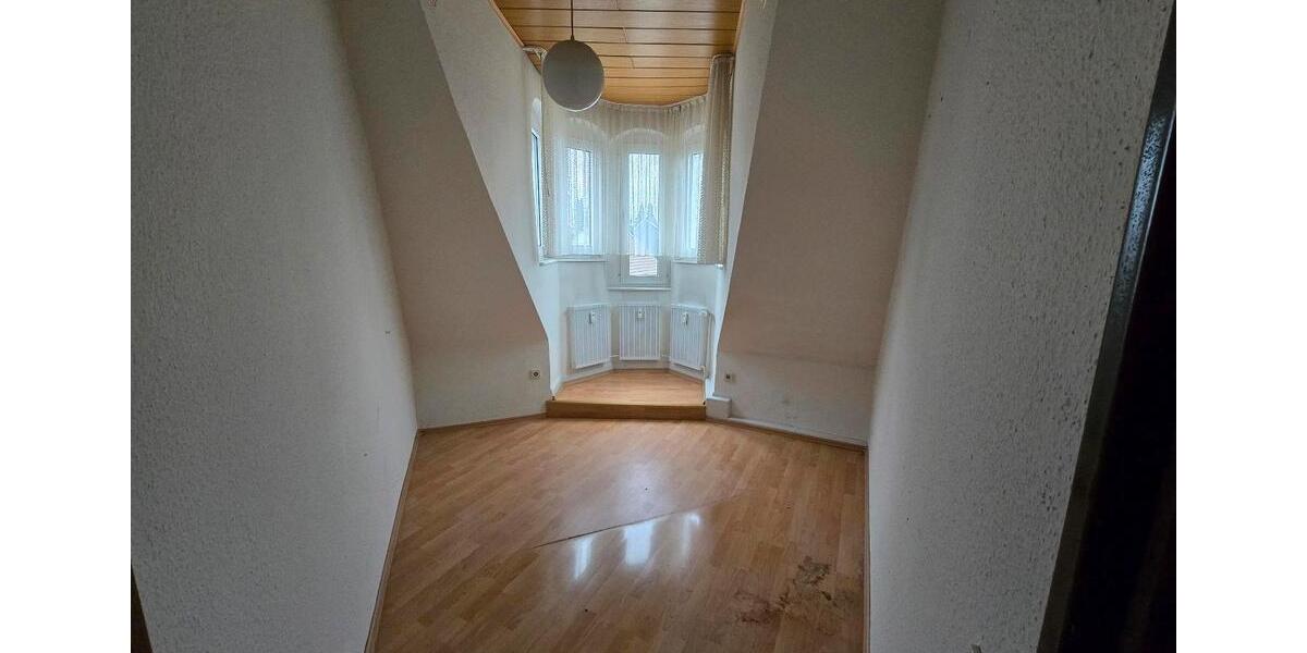 Attraktive 3-Zimmerwohnung in bester Lage in Solingen mit Küche zimmer