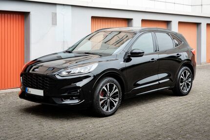 Ford Kuga 88.000 km 22.900 € Köln 50765