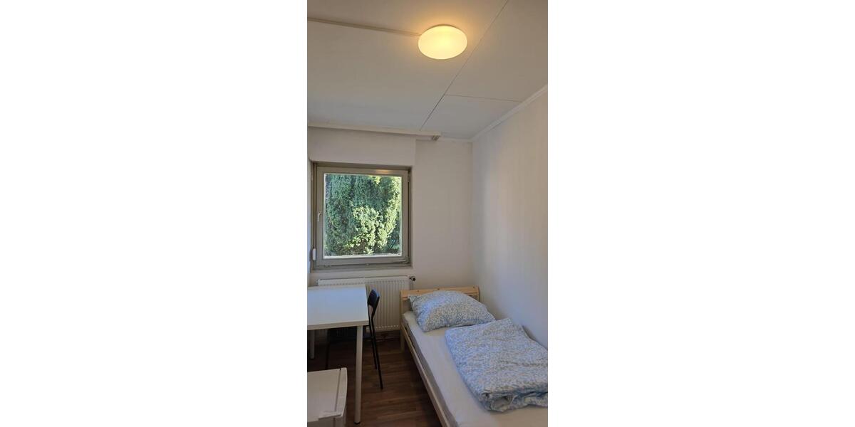 Einfamilienhaus Leverkusen Bergisch Neukirchen - 13 Zimmer, 230 m&sup2;, 5.000&euro; | Angebot:24365167