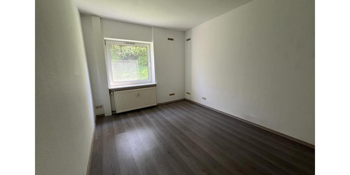 Erdgeschoßwohnung Remscheid Lüttringhausen - 3 Zimmer, 65 m&sup2;, 480&euro; | Angebot:26462521
