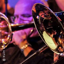 Swing Company feat. Manuel Marcos