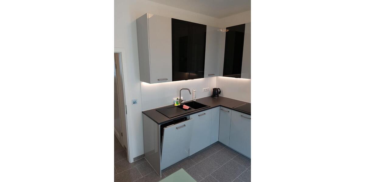 Etagenwohnung Neuss Gnadental - 2 Zimmer, 60 m&sup2;, 1.290&euro; | Angebot:27605491