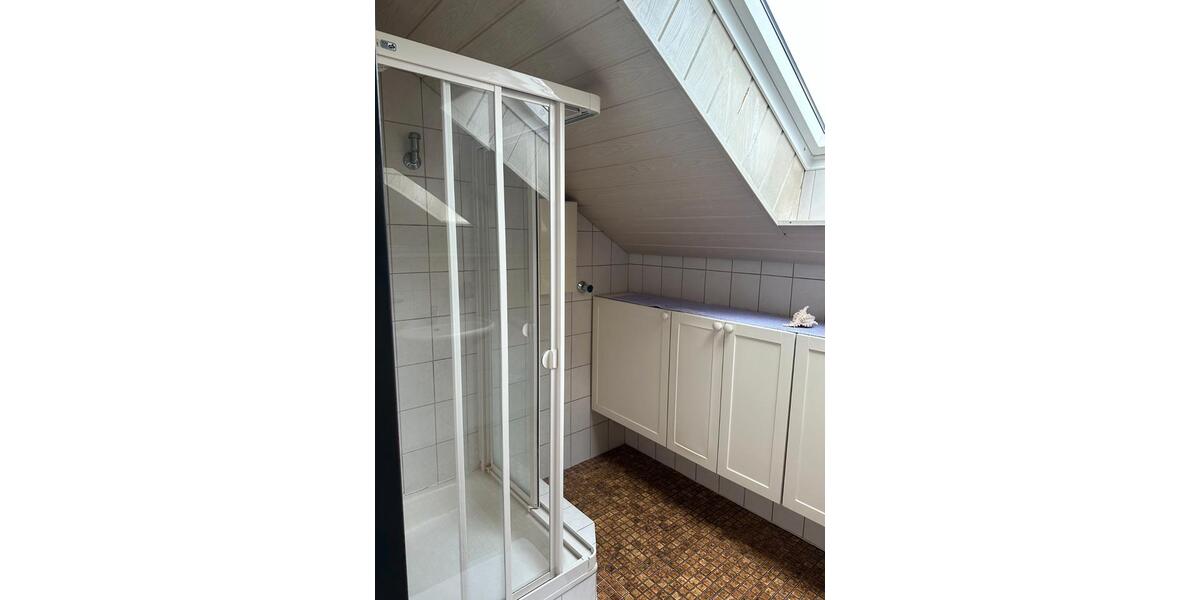 Dachgeschoßwohnung Velbert - 2 Zimmer, 55 m&sup2;, 100.000&euro; | Angebot:26592149