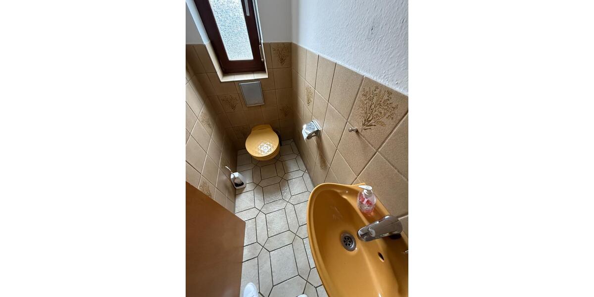 Einfamilien-RMH mit Garten & Garage in RS-Lü – v. Privat zimmer