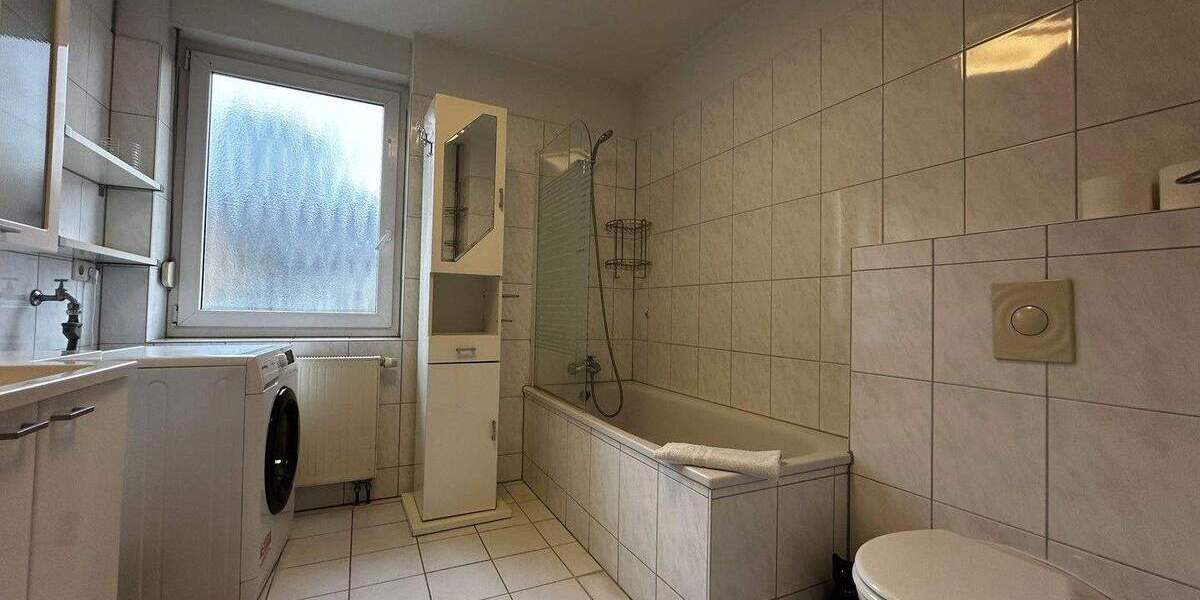 Reihenmittelhaus Köln Ossendorf - 4 Zimmer, 145 m&sup2;, 2.750&euro; | Angebot:24736531