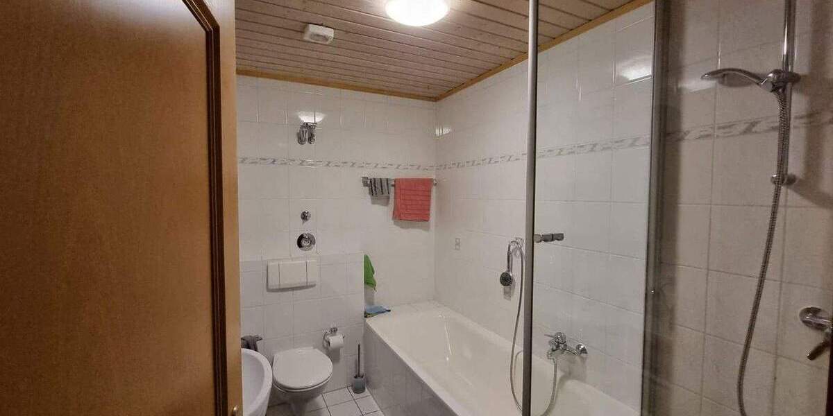 Etagenwohnung Dormagen Rheinfeld Rheinfeld - 2 Zimmer, 65 m&sup2;, 640&euro; | Angebot:24873815
