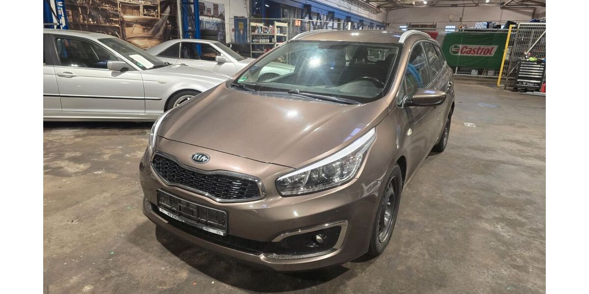 Kia ceed / Ceed 86.000 km 8.990 &euro; Wuppertal 42349