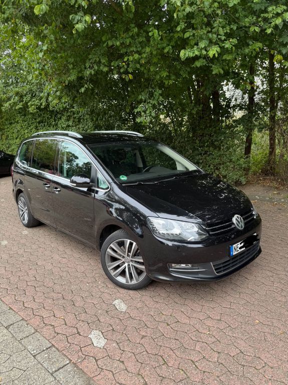 VW Sharan 126.100 km 22.999 € Meerbusch 40668