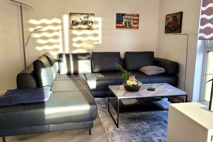 Wohnung Bergisch Gladbach Gronau - 2 Zimmer, 71 m&sup2;, 1.000&euro; | Angebot:25546710