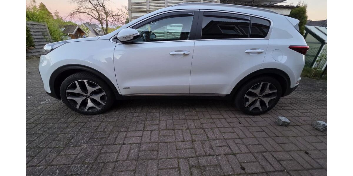 Kia Sportage 108.245 km 15.700 &euro; Sprockhövel 45549