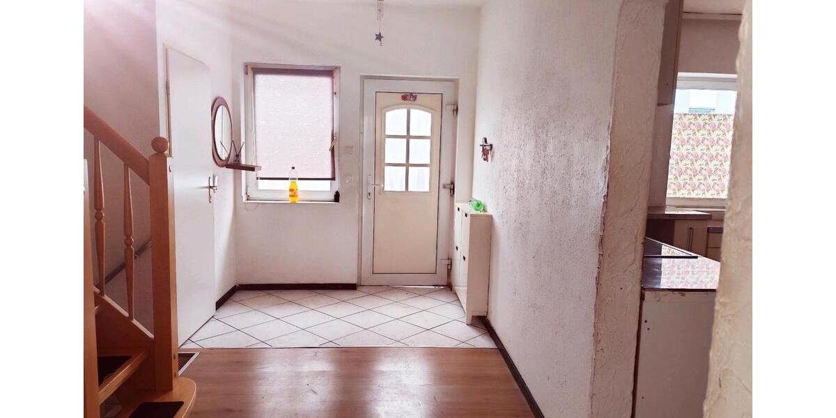 Einfamilienhaus Düsseldorf Stadtbezirk 6 - 5 Zimmer, 120 m&sup2;, 2.000&euro; | Angebot:25840035