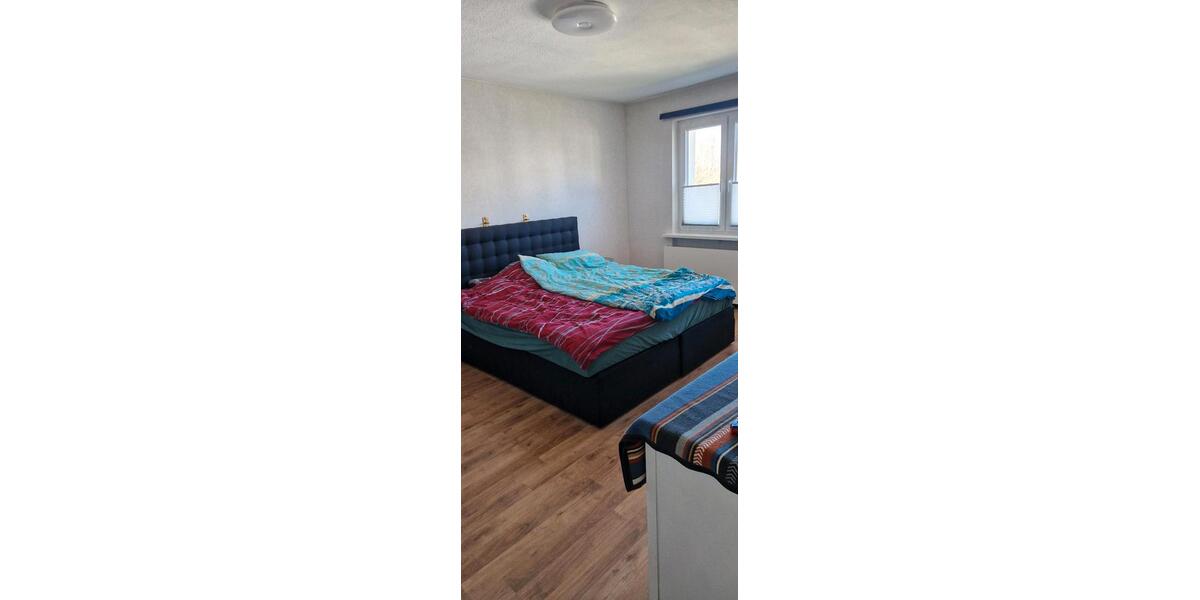 Dachgeschoßwohnung Wuppertal Gemarkung Langerfeld - 2 Zimmer, 54 m&sup2;, 90.000&euro; | Angebot:27623622