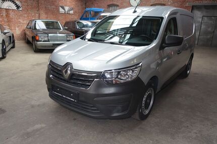 Renault Express 72.724 km 12.480 € Hilden 40721