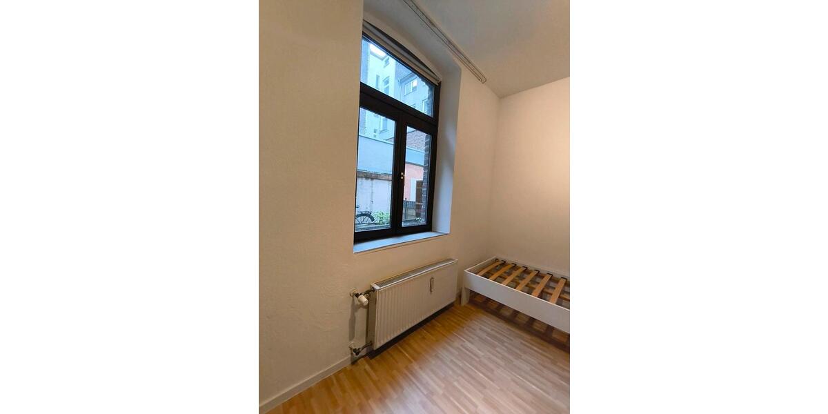 Erdgeschoßwohnung Bergisch Gladbach Frankenforst - 1 Zimmer, 23 m&sup2;, 1.095&euro; | Angebot:26446349